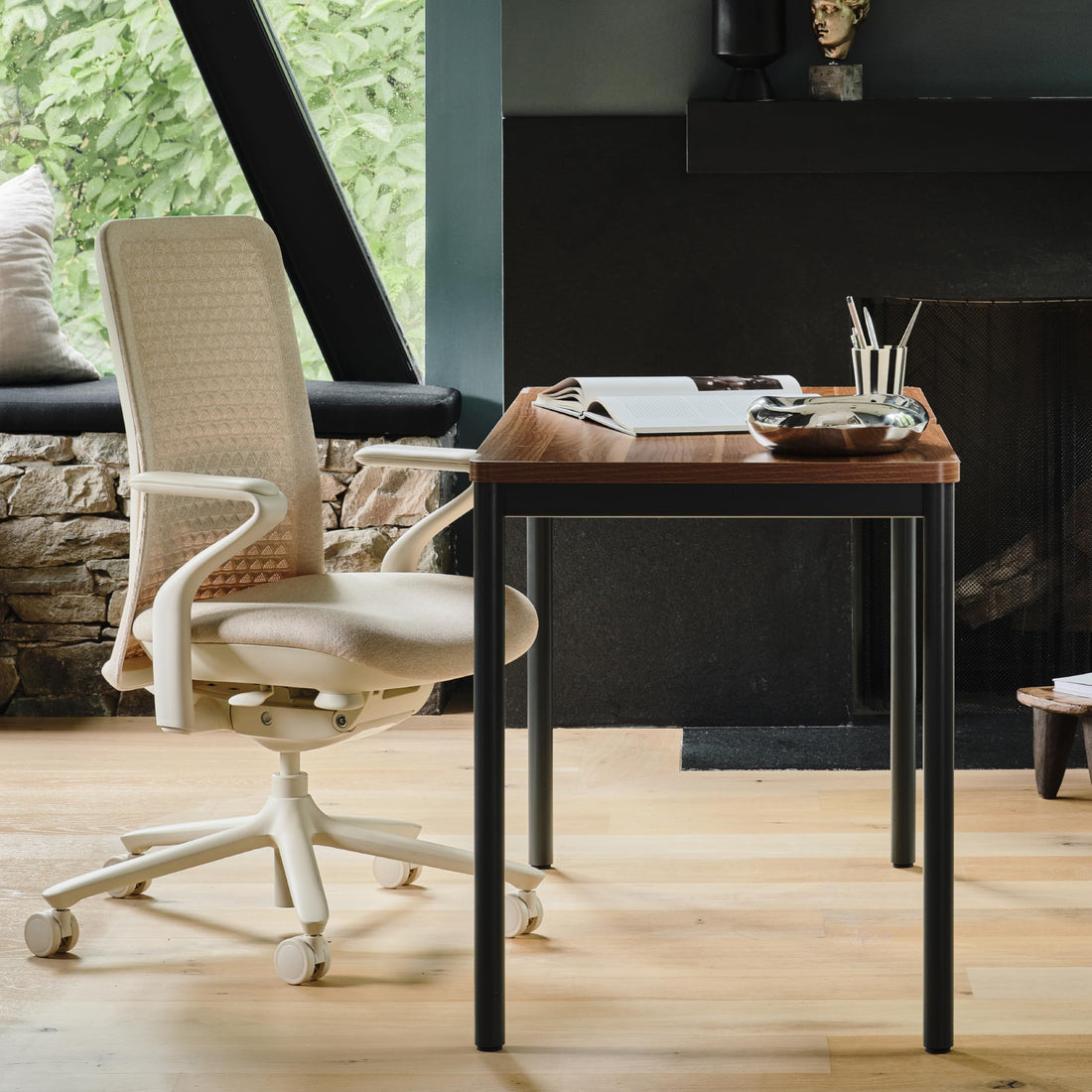Branch Verve Executive Office Chair, Coral